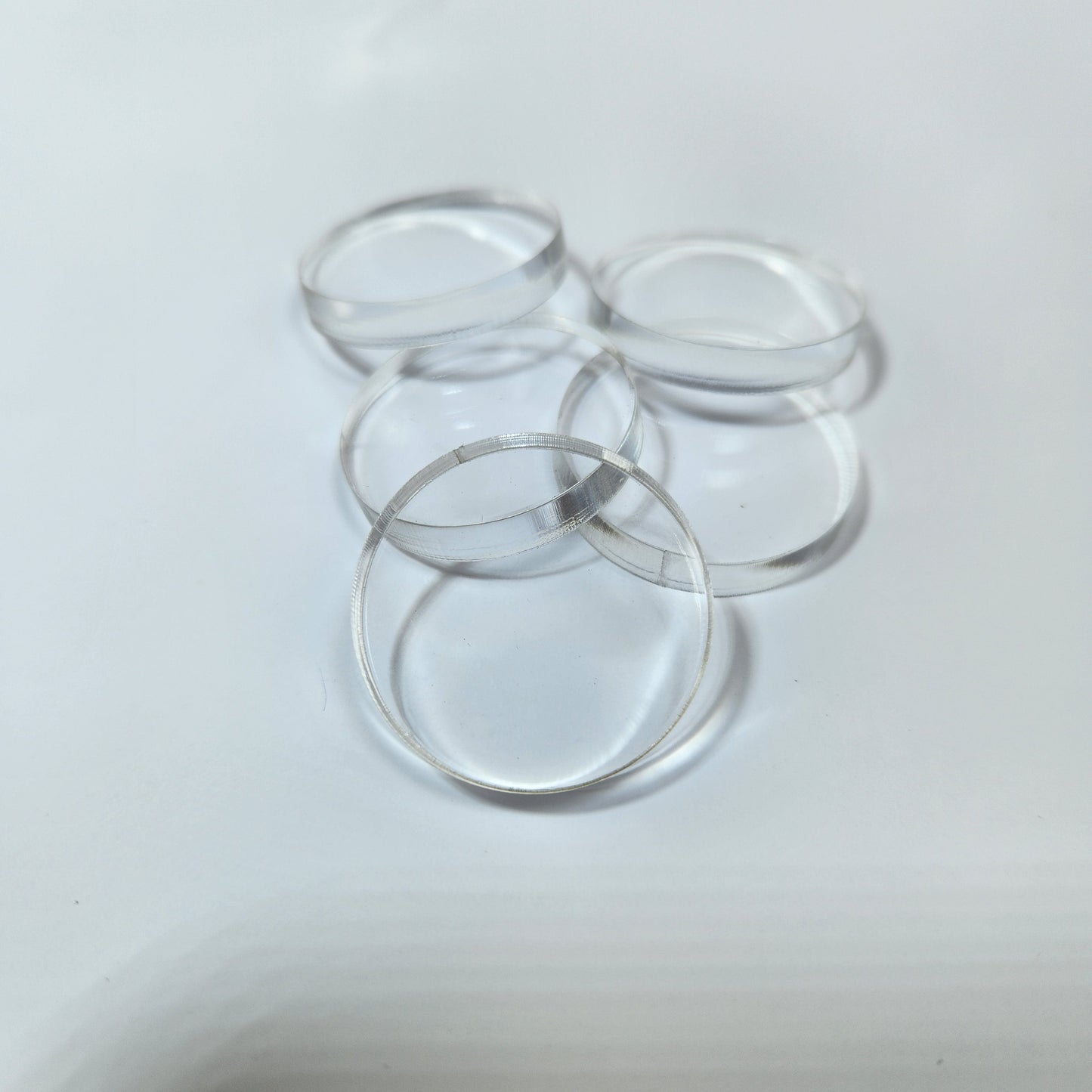 Round acrylic stands 1.25" 1/4" thick